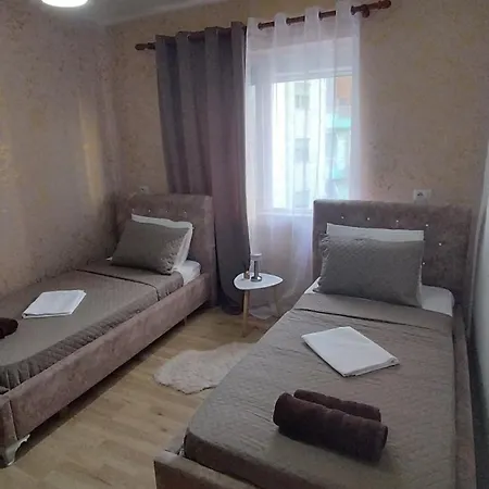 Appartamento The Guest 2 Bedrooms Fier
