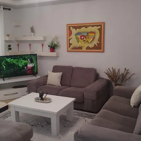 The Guest 2 Bedrooms Appartamento Fier
